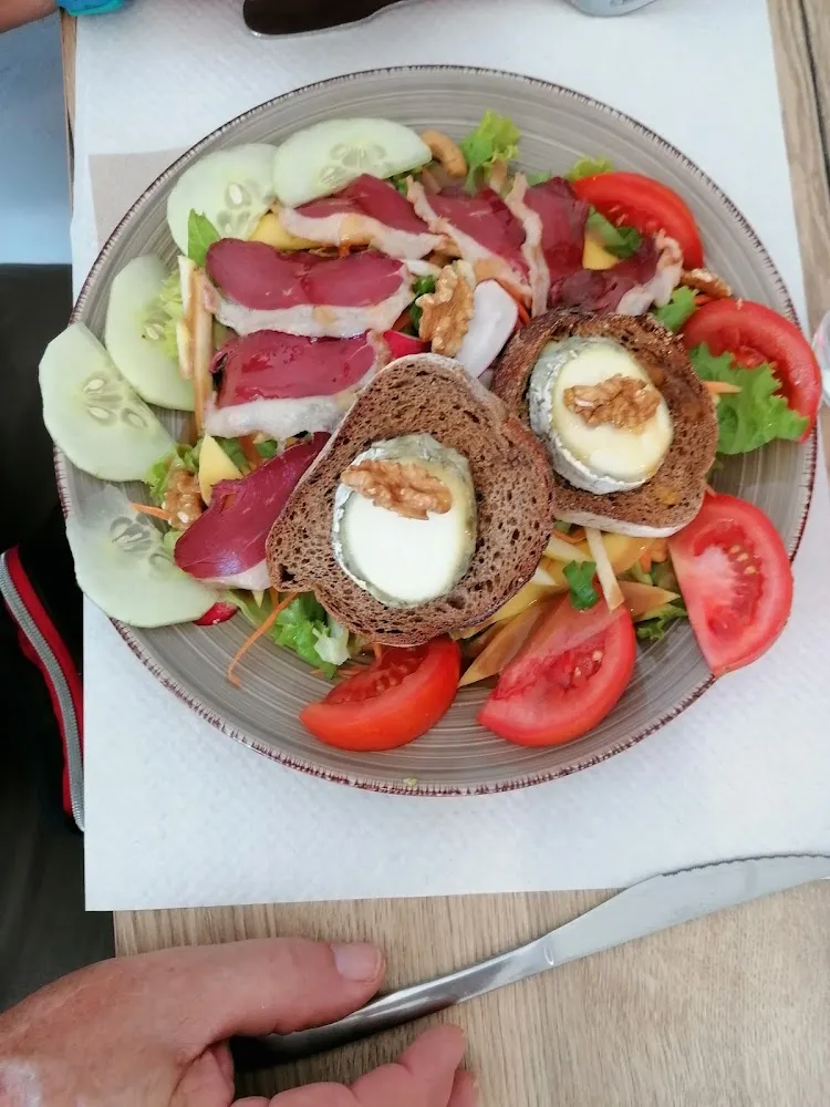 Salade de Chèvre Chaud